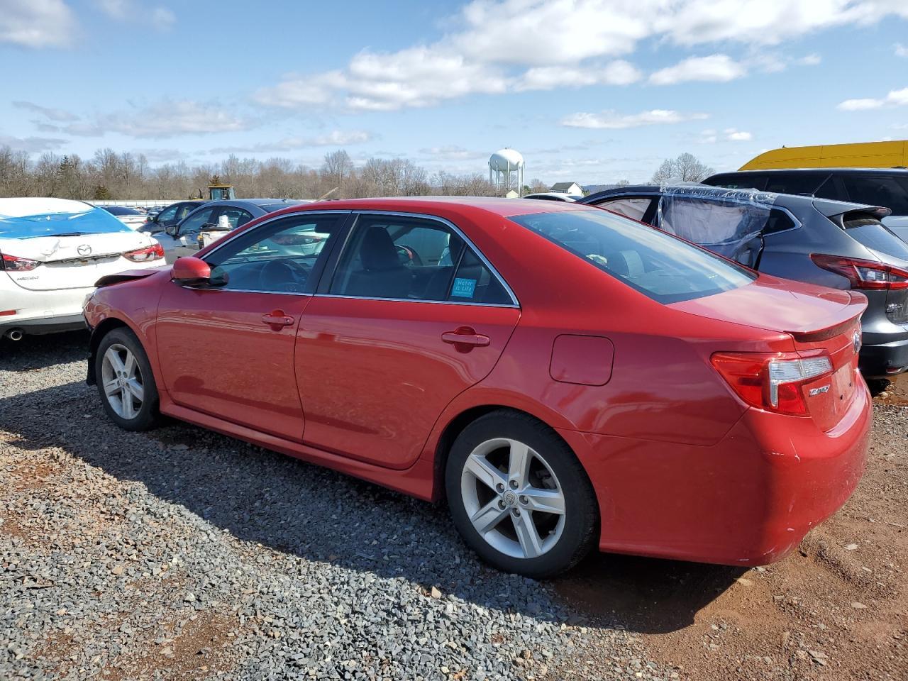 2013 TOYOTA CAMRY L - Image 2