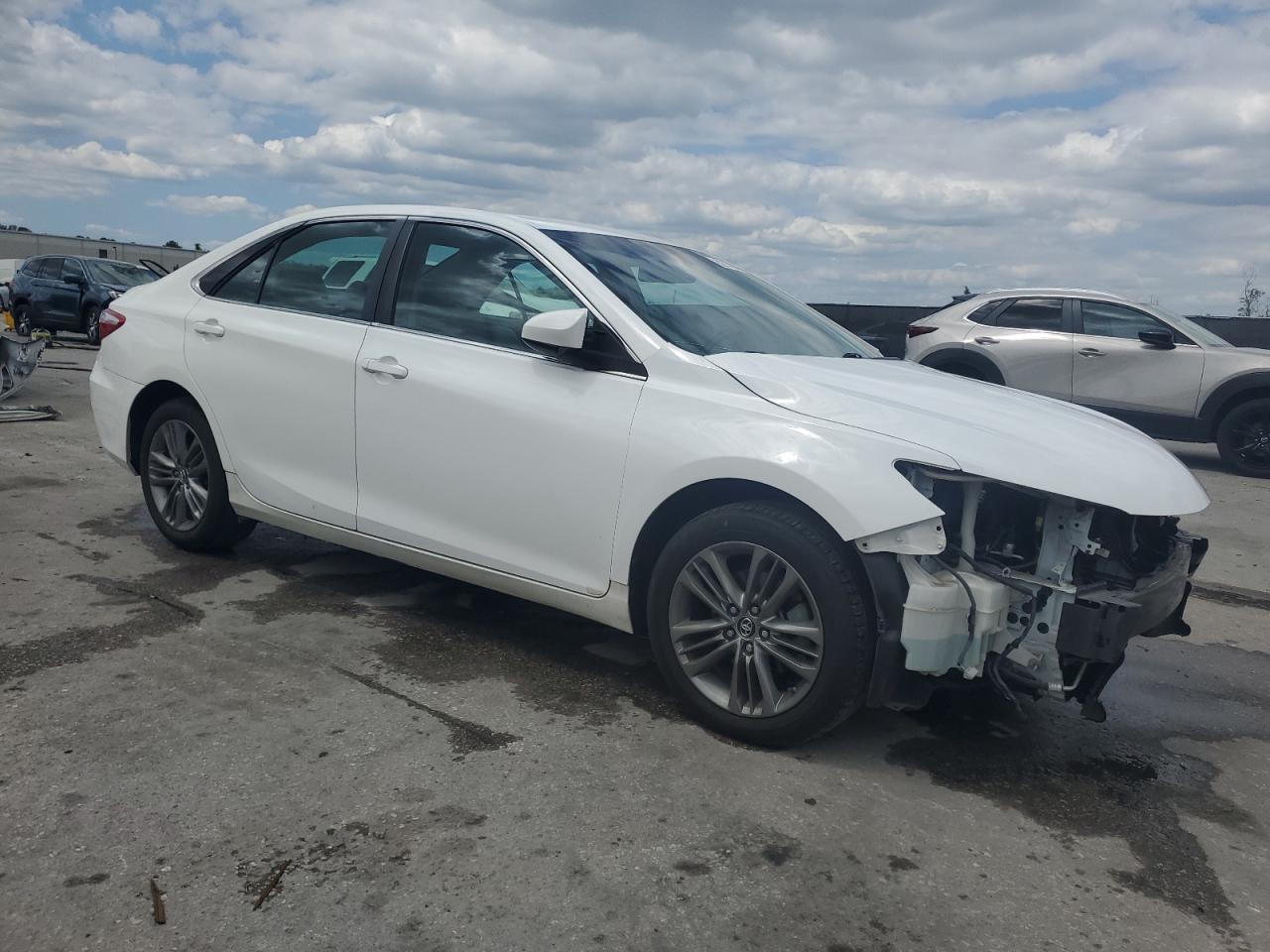 2016 TOYOTA CAMRY LE - Фото 4
