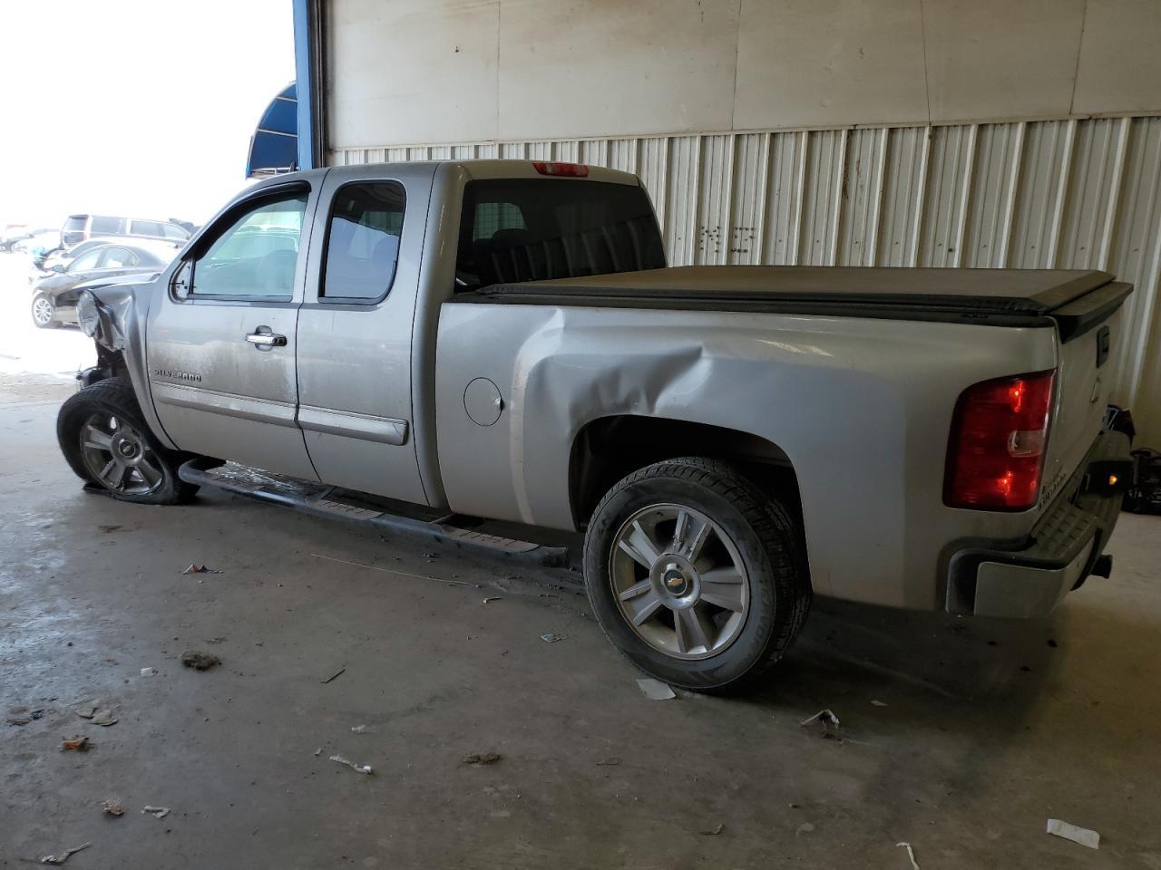2012 CHEVROLET SILVERADO - Фото 2
