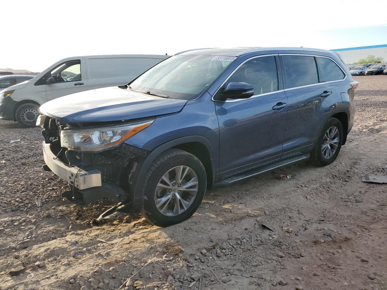 2015 TOYOTA HIGHLANDER