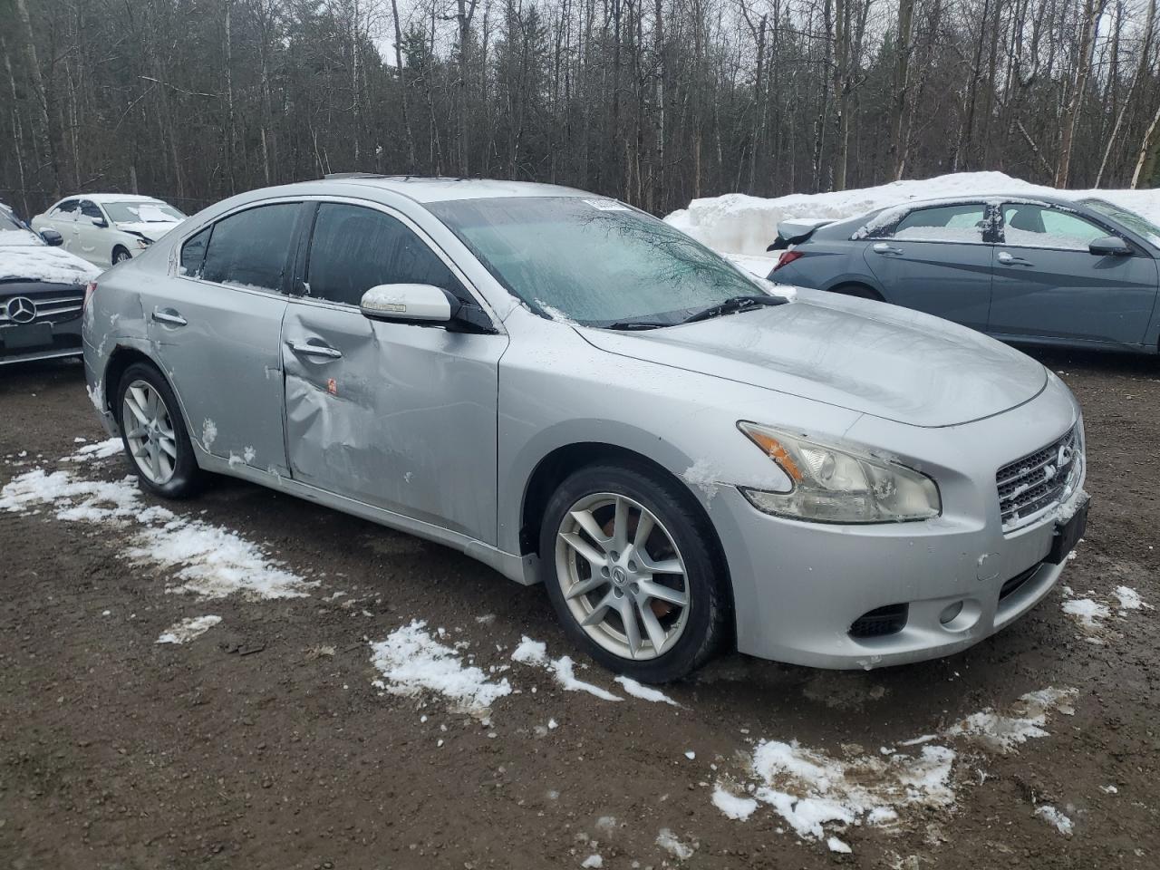 2011 NISSAN MAXIMA S - Image 4