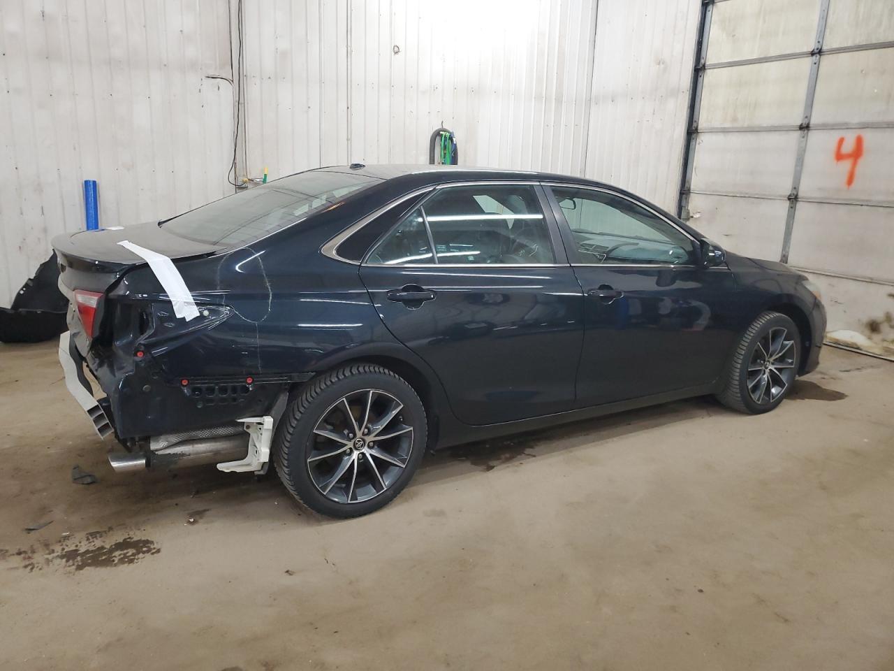 2017 TOYOTA CAMRY LE - Image 3