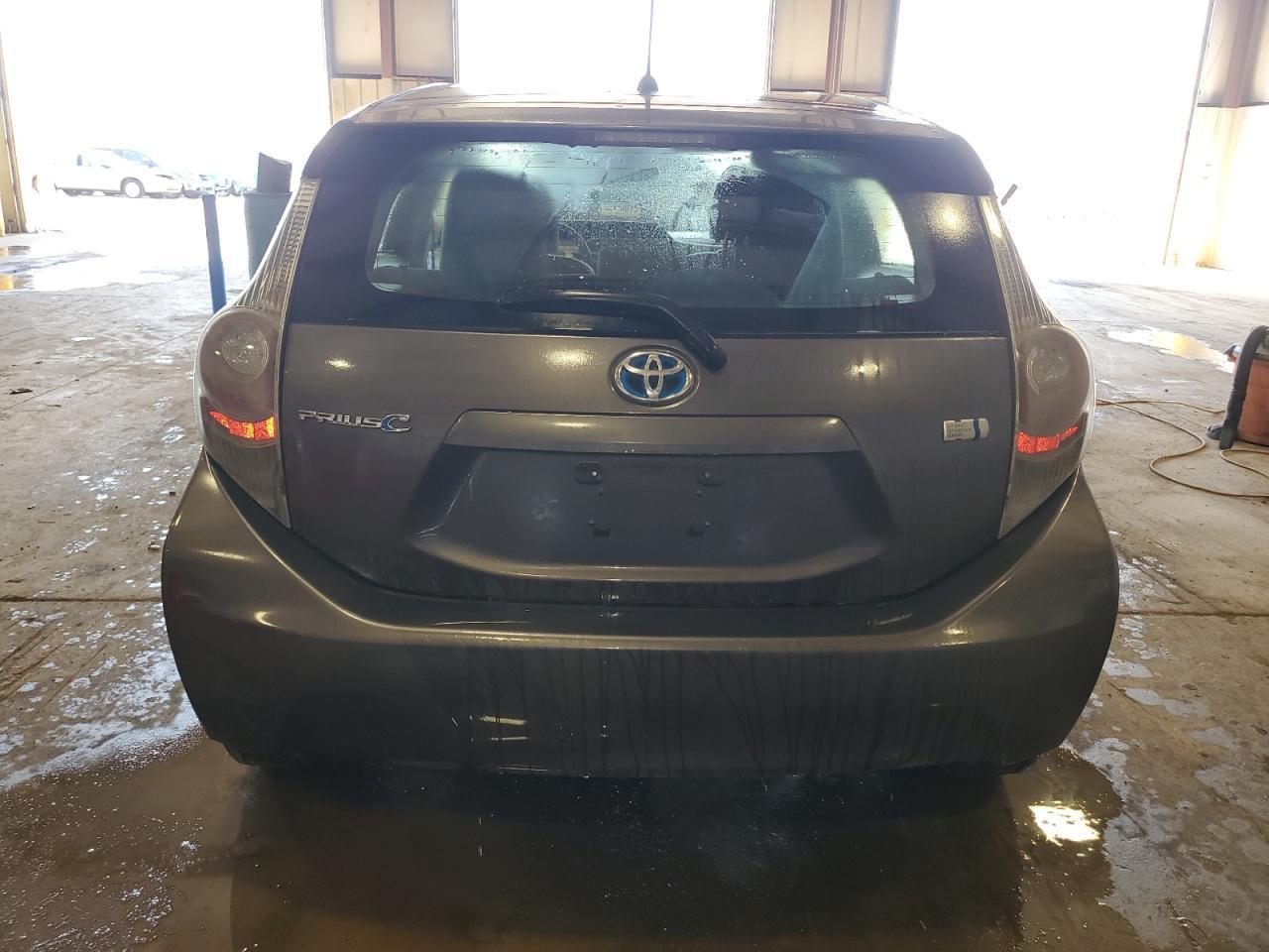 2013 TOYOTA PRIUS C - Фото 6