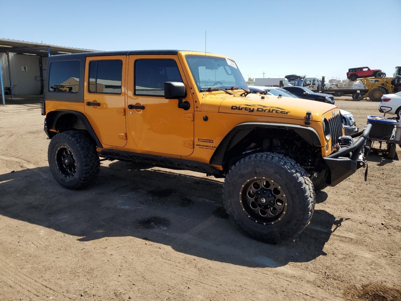 2012 JEEP WRANGLER U - Image 4