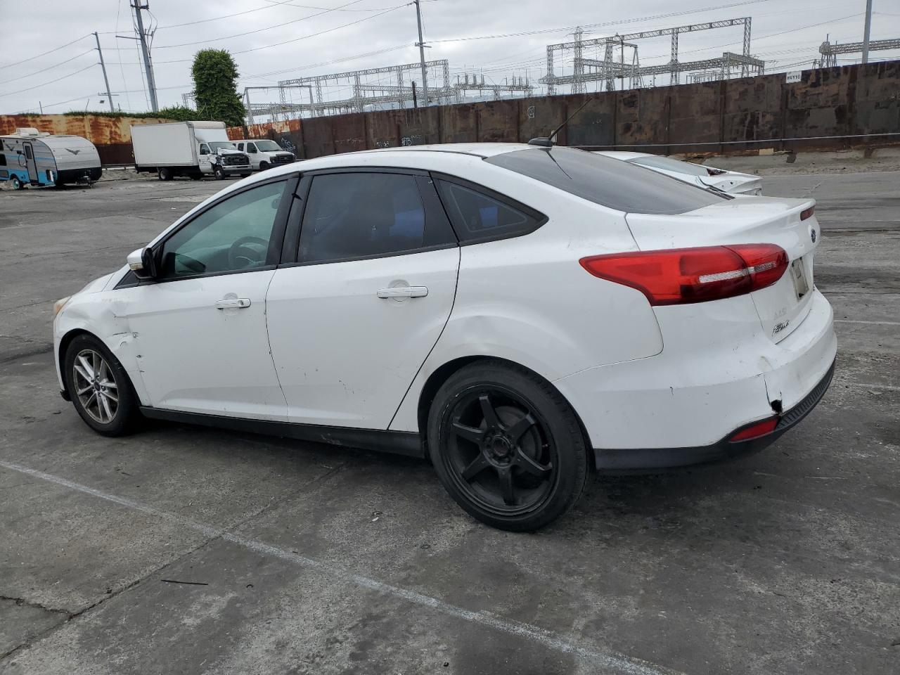 2016 FORD FOCUS SE - Фото 2