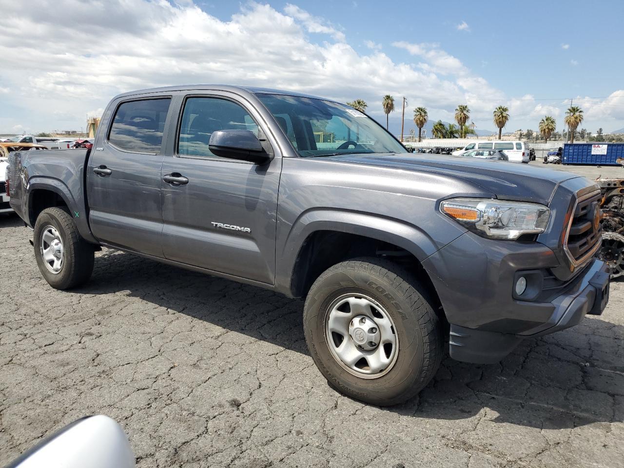 2018 TOYOTA TACOMA DOU - Фото 4