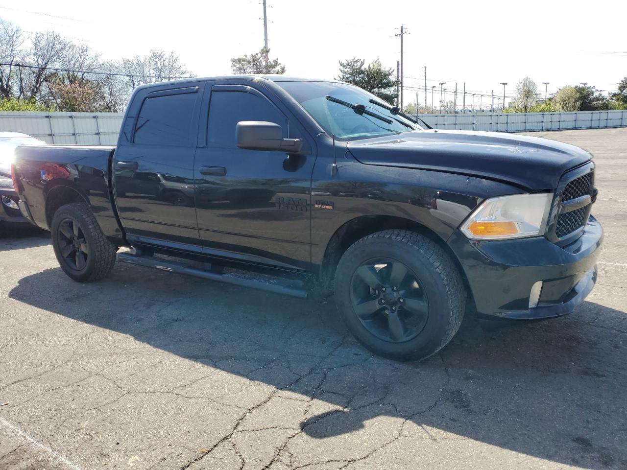 2017 RAM 1500 ST - Image 4