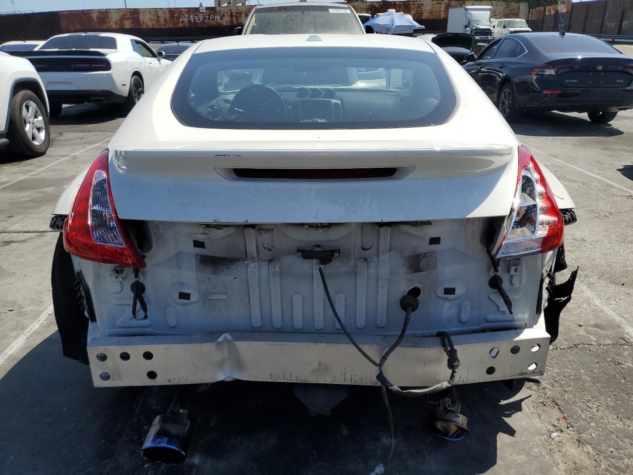 2016 NISSAN 370Z BASE - Image 6
