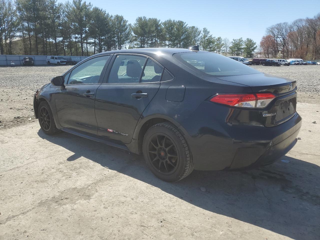 2020 TOYOTA COROLLA LE - Image 2