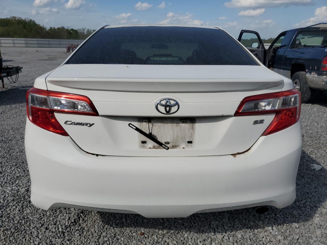 2014 TOYOTA CAMRY L - Фото 6