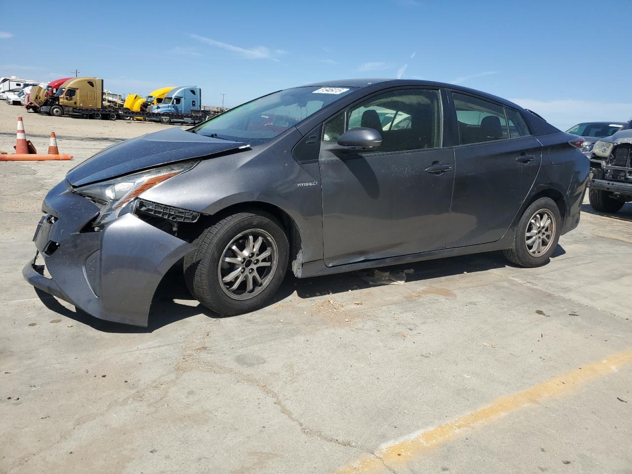 2016 TOYOTA PRIUS
