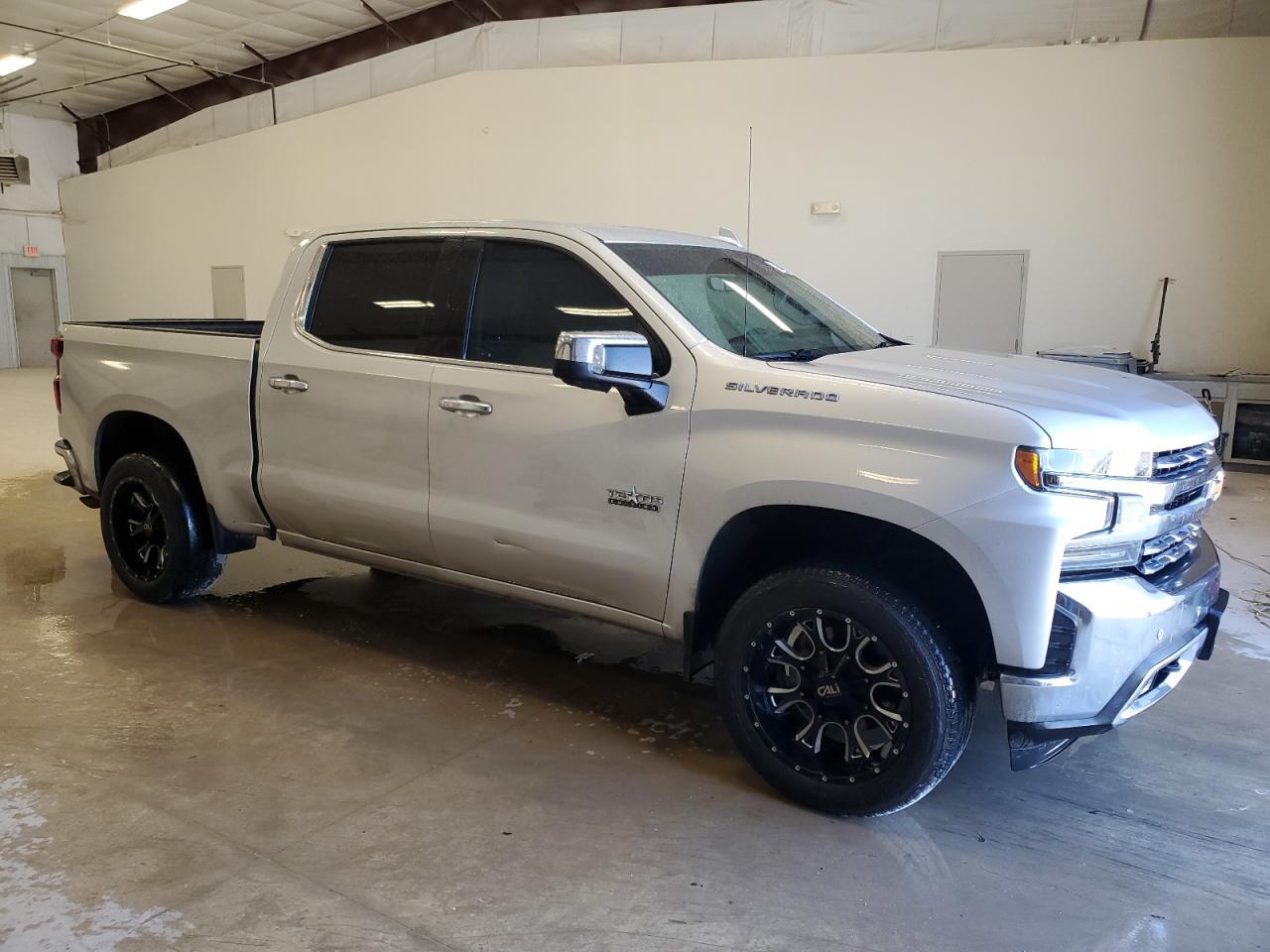 2019 CHEVROLET SILVERADO - Фото 4
