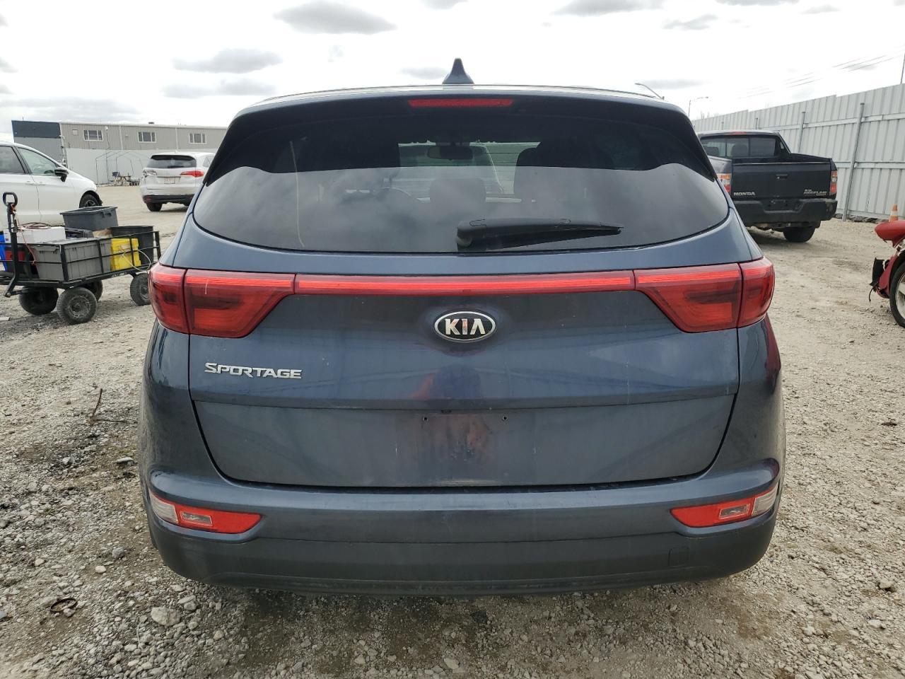 2017 KIA SPORTAGE L - Image 6