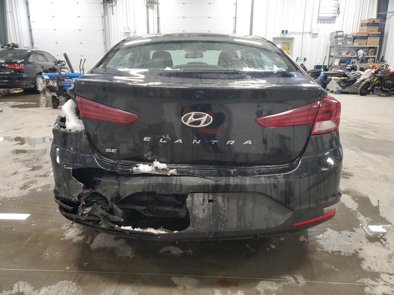 2019 HYUNDAI ELANTRA SE - Image 6