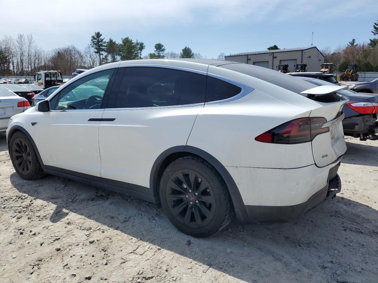 2016 TESLA MODEL X - Фото 2