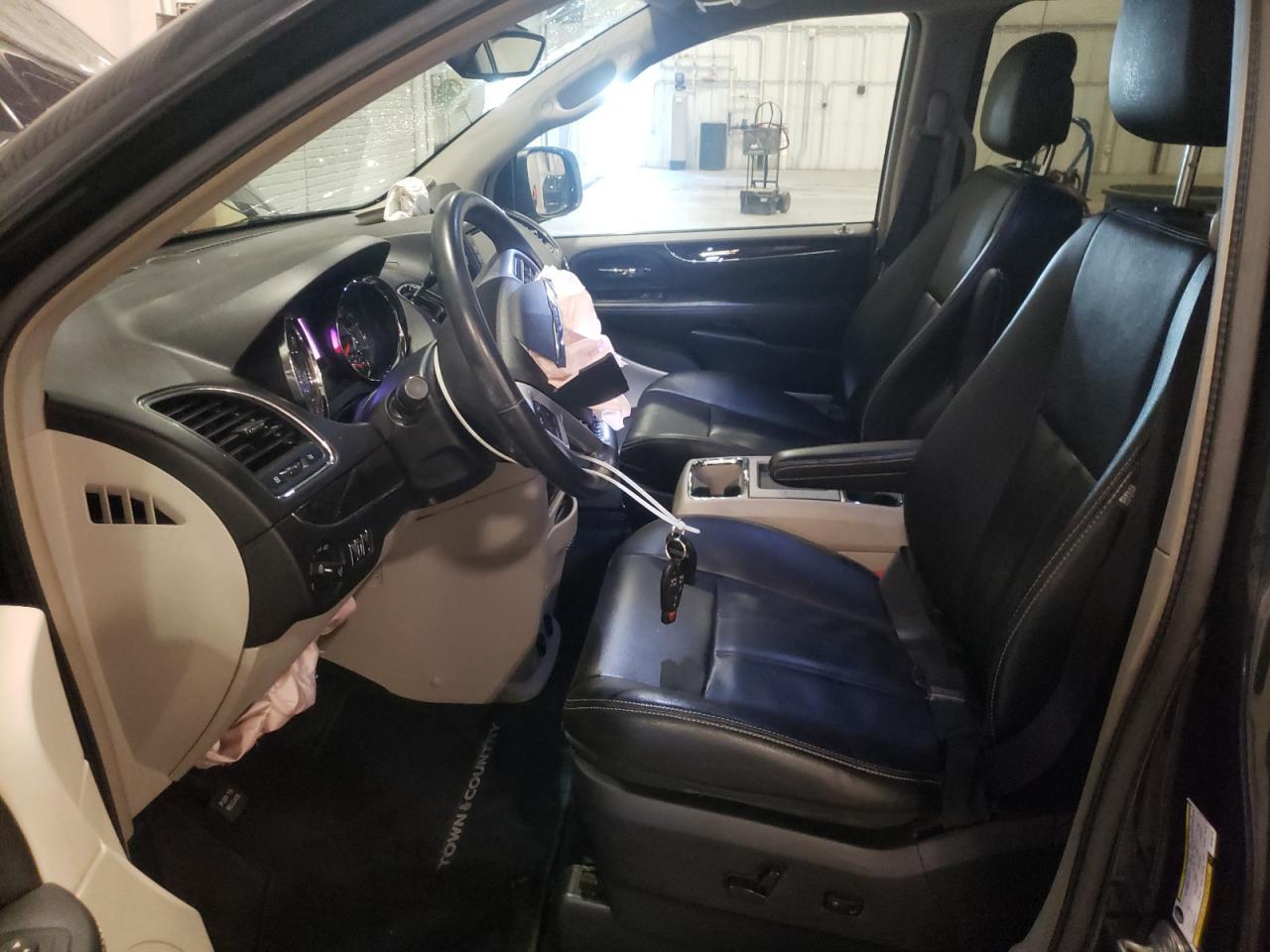 2014 CHRYSLER TOWN & COU - Фото 7