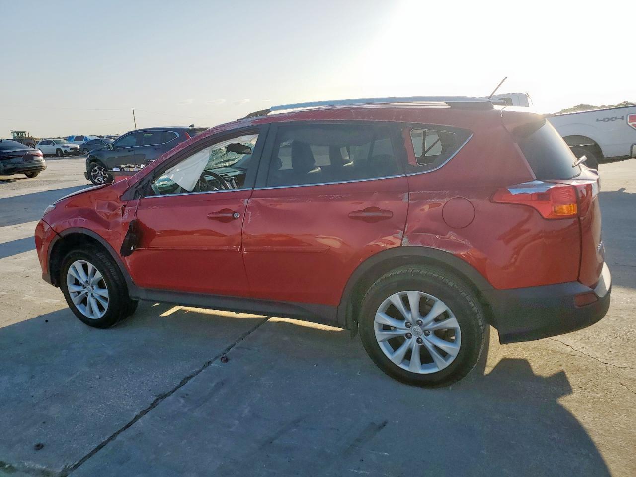 2015 TOYOTA RAV4 LIMIT - Фото 2