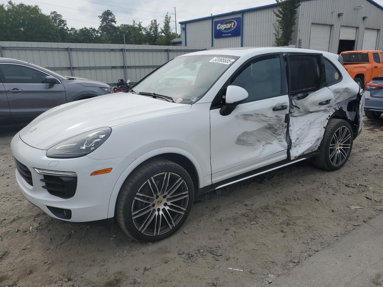 2018 PORSCHE CAYENNE