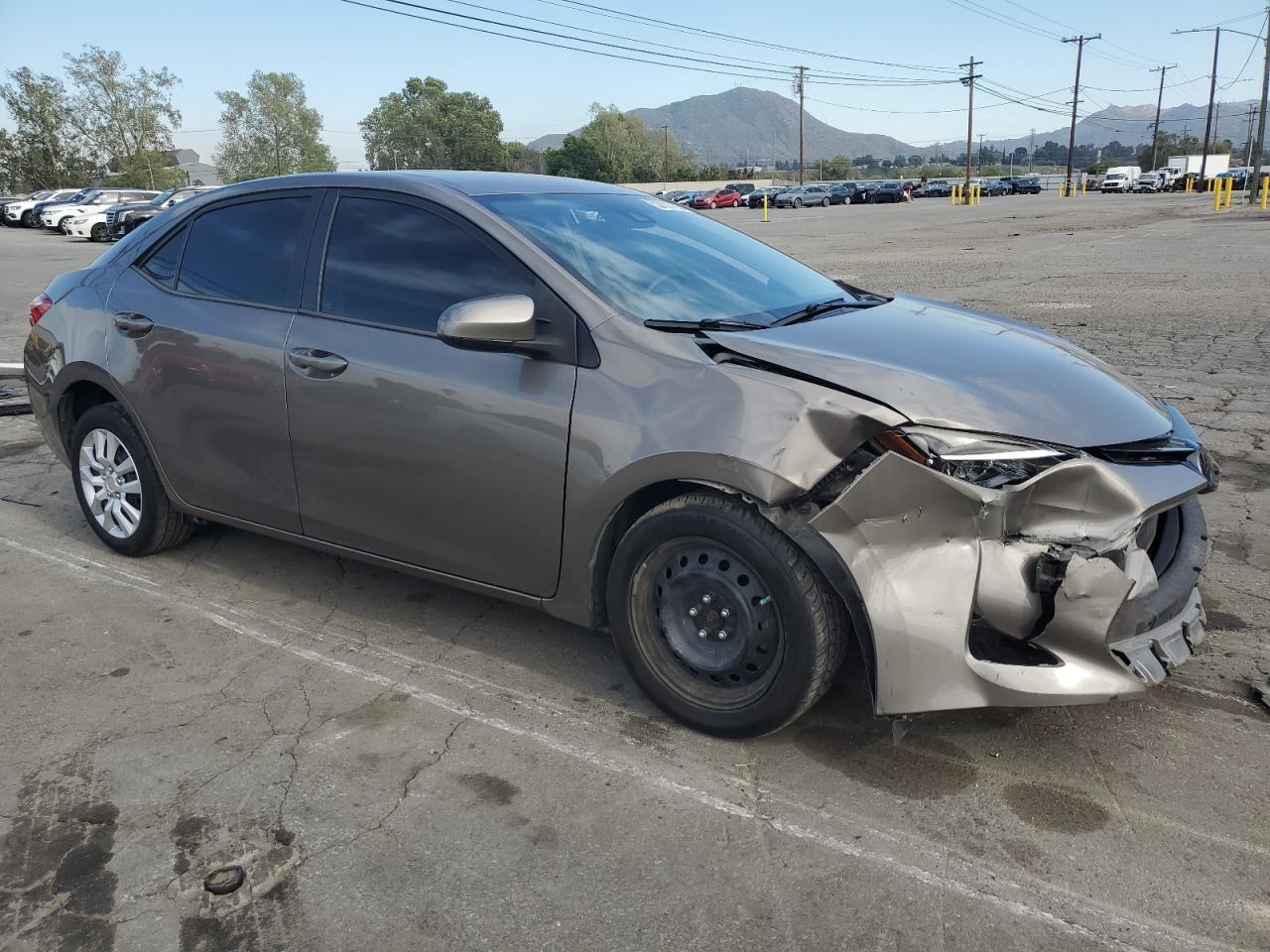 2018 TOYOTA COROLLA L - Фото 4
