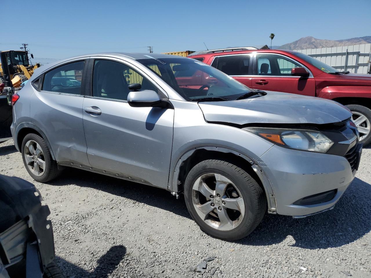 2018 HONDA HR-V LX - Image 4