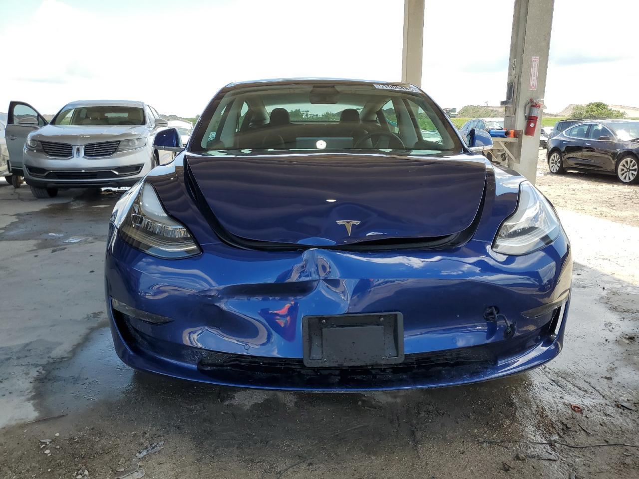 2019 TESLA MODEL 3 - Фото 5