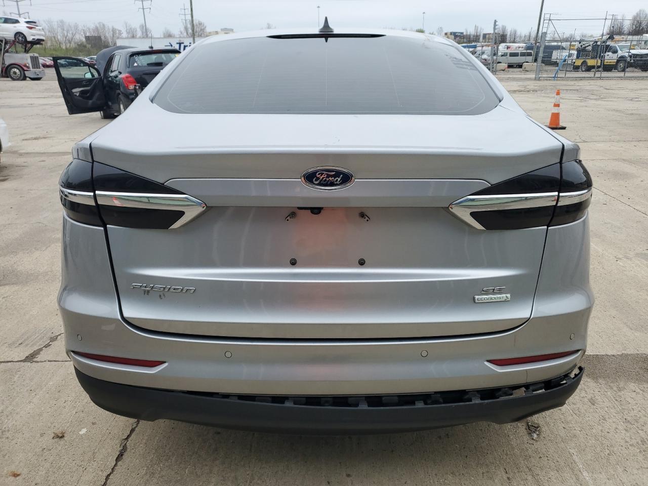2020 FORD FUSION SE - Image 6