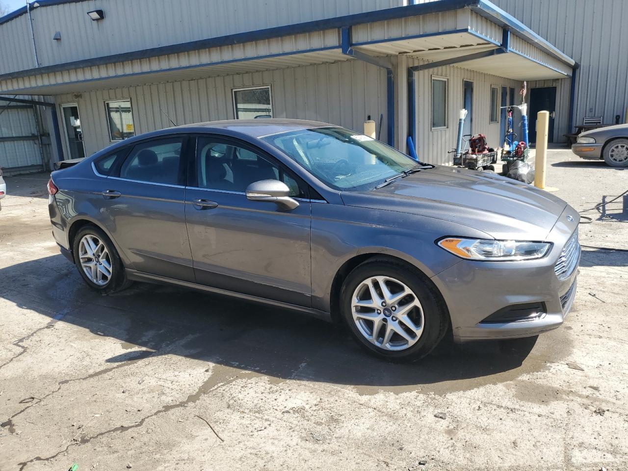 2014 FORD FUSION SE - Image 4