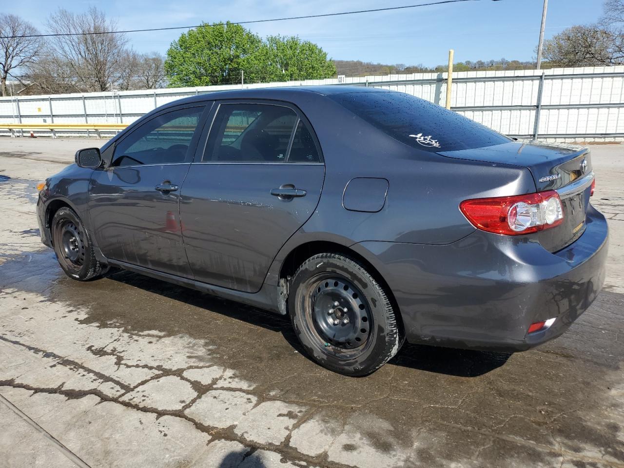 2013 TOYOTA COROLLA BA - Фото 2