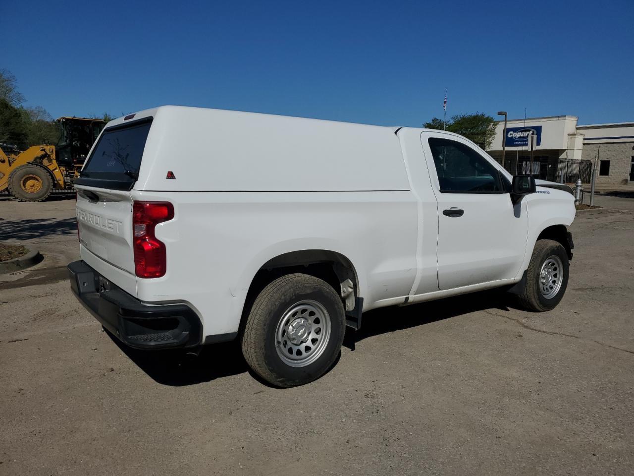2023 CHEVROLET SILVERADO - Фото 3