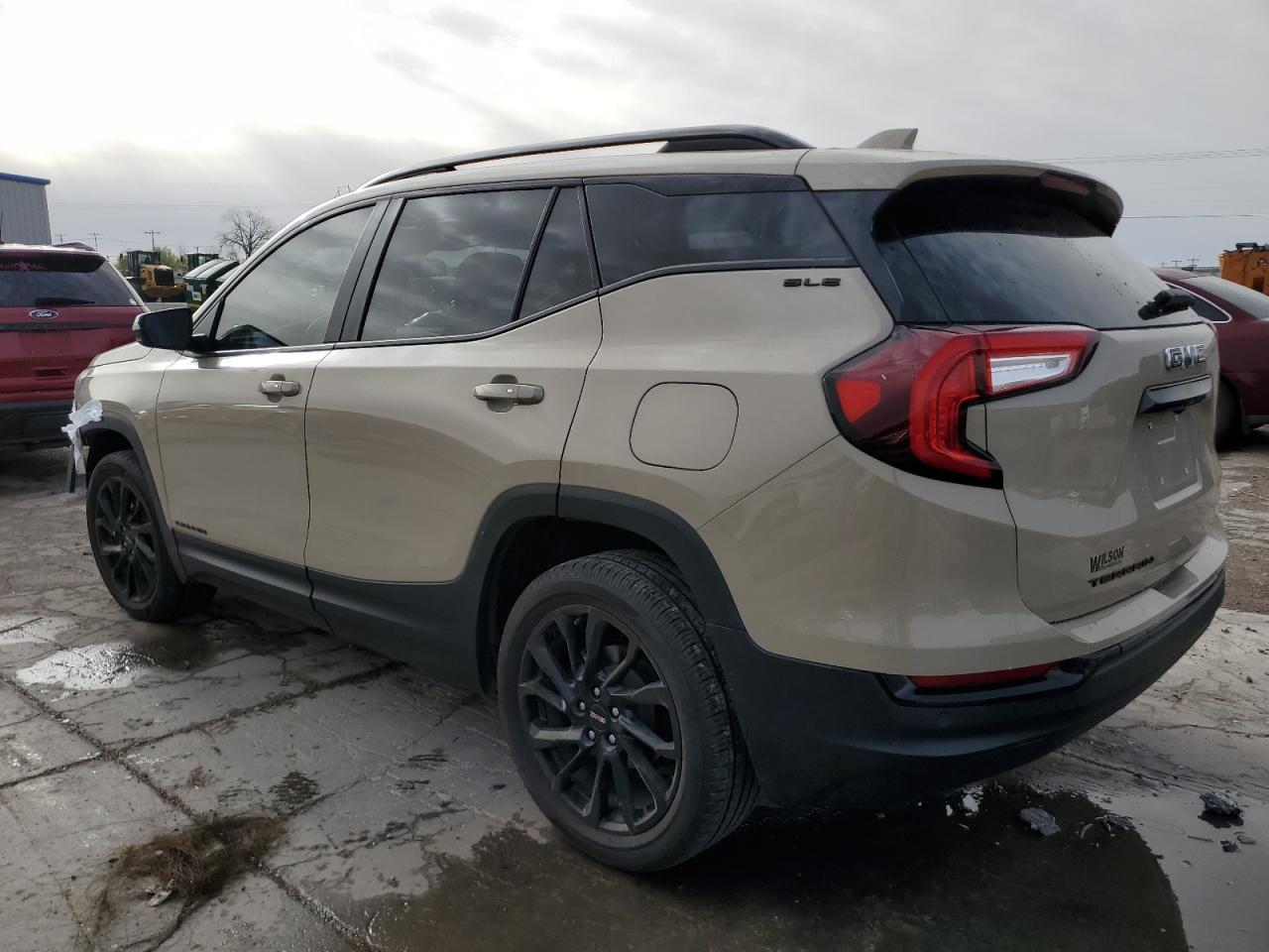 2023 GMC TERRAIN SL - Image 2