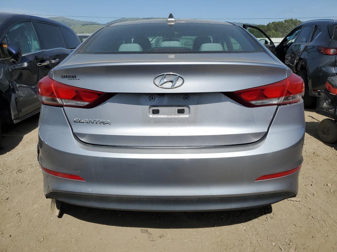2017 HYUNDAI ELANTRA SE - Фото 6