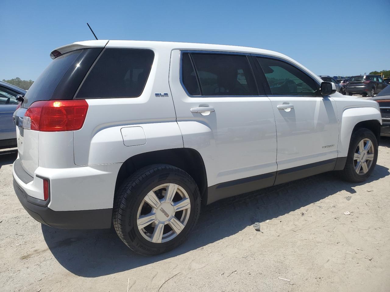 2016 GMC TERRAIN SL - Image 3