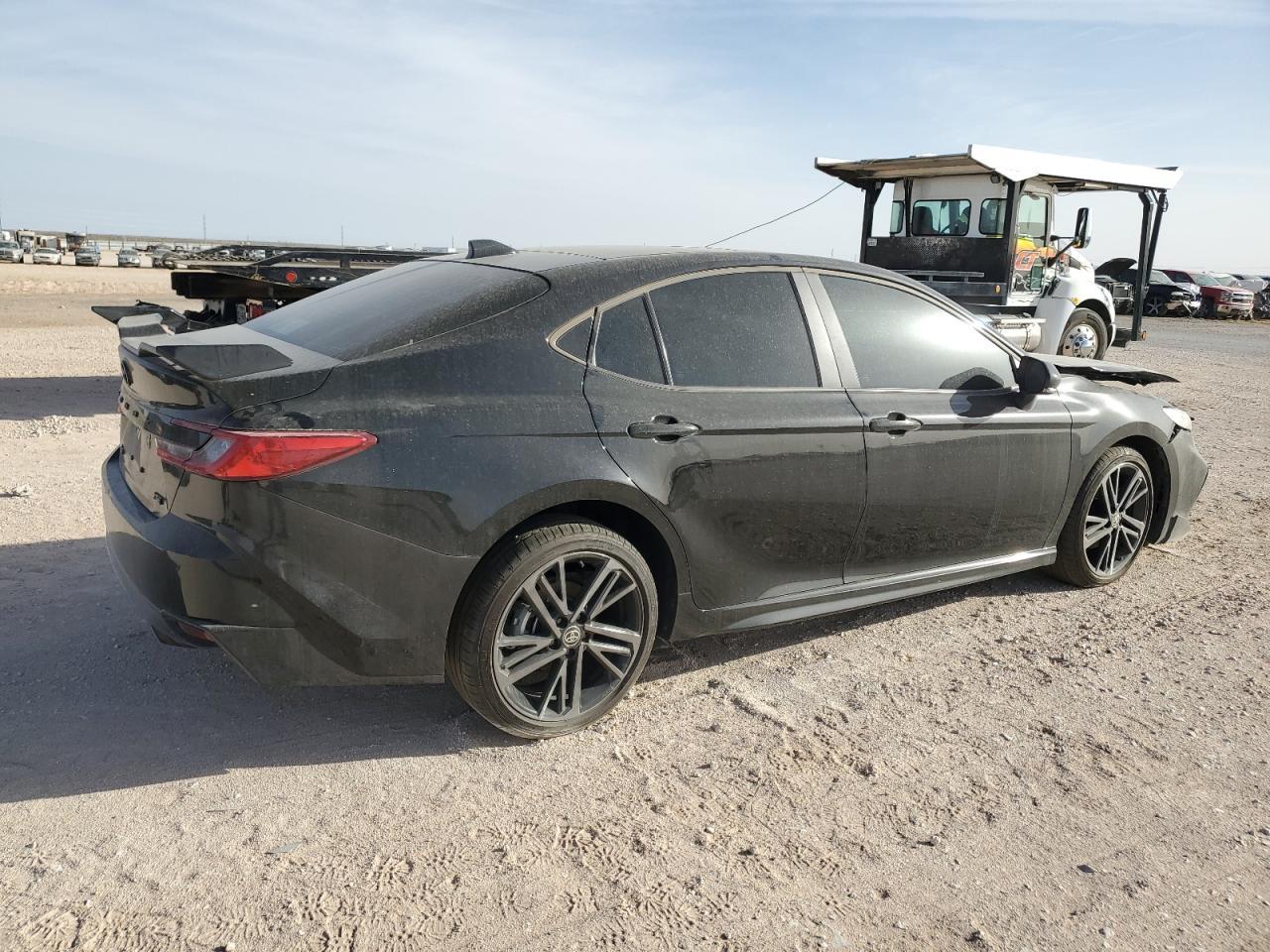2025 TOYOTA CAMRY XSE - Фото 3