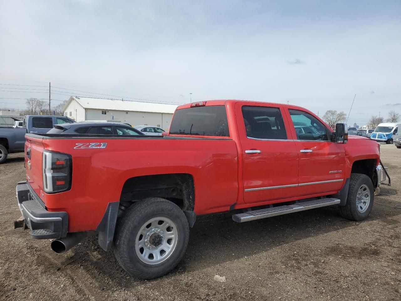2016 CHEVROLET SILVERADO - Image 3