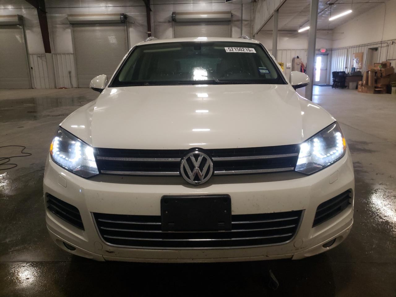 2011 VOLKSWAGEN TOUAREG V6 - Фото 5