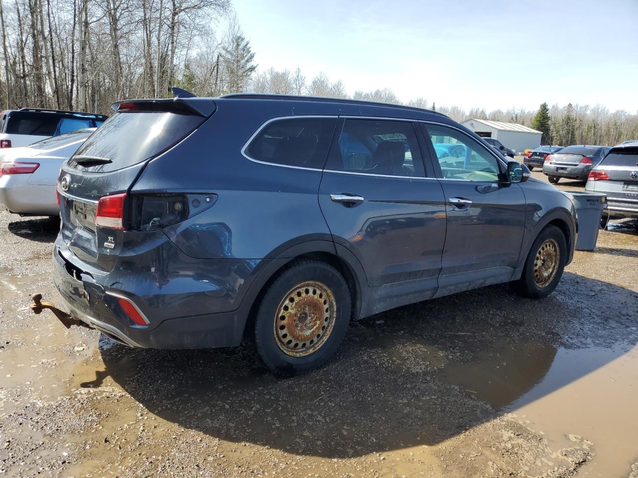 2017 HYUNDAI SANTA FE S - Image 3