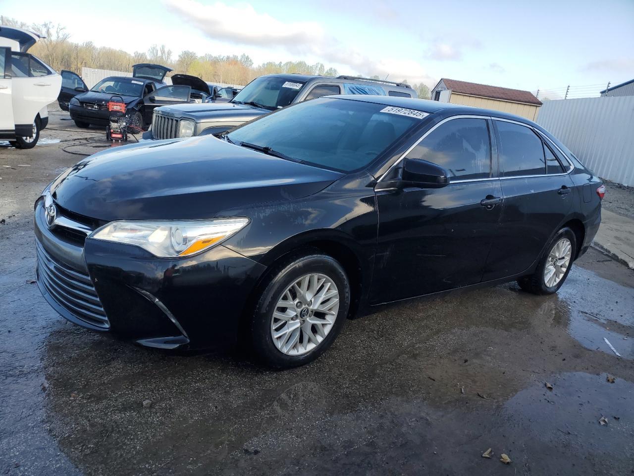 2016 TOYOTA CAMRY LE