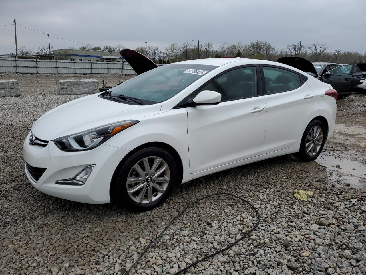 2014 HYUNDAI ELANTRA SE