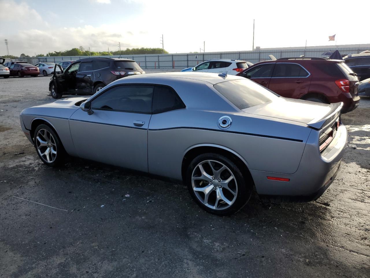 2015 DODGE CHALLENGER - Фото 2
