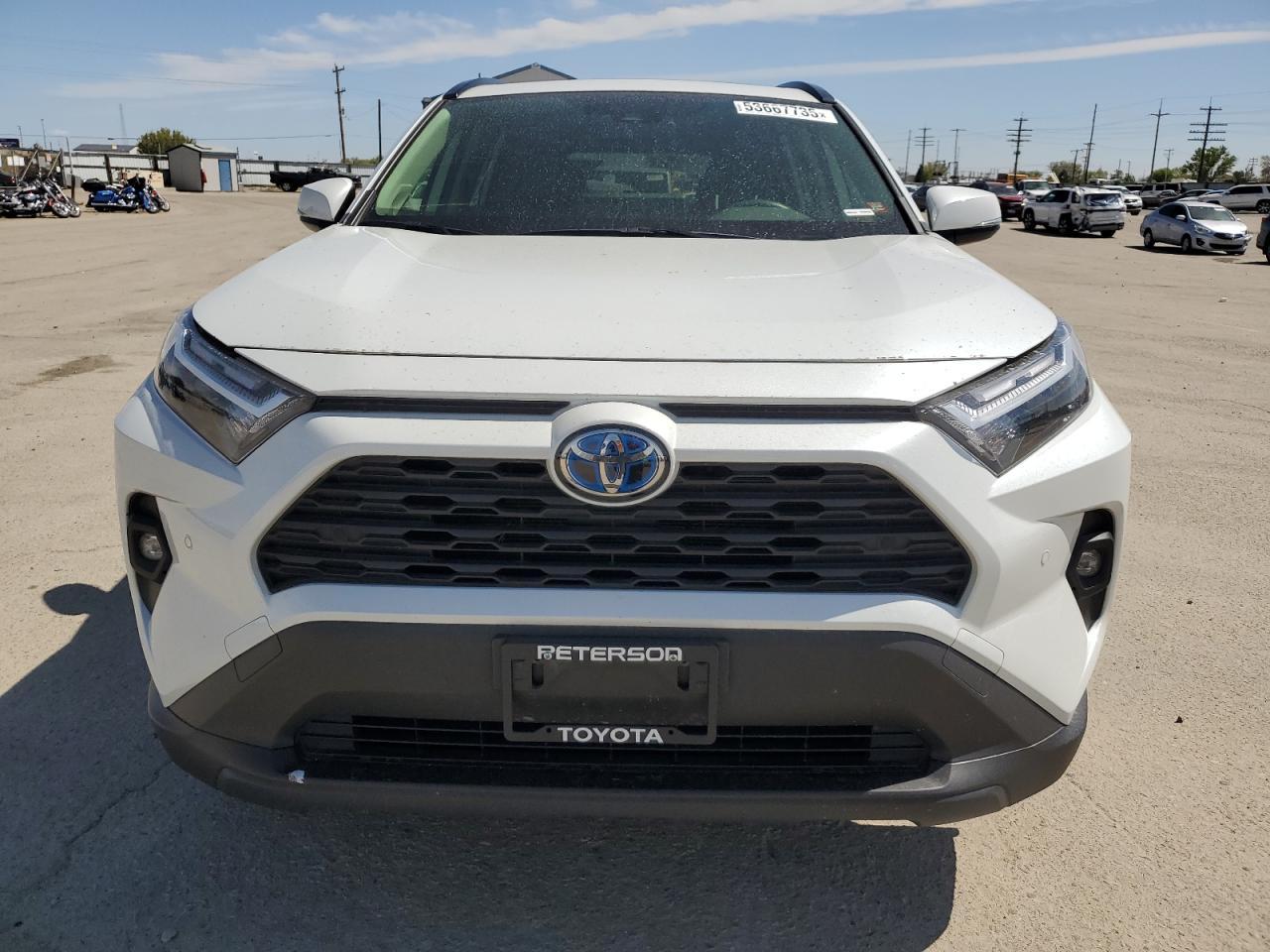 2024 TOYOTA RAV4 XLE P - Фото 5