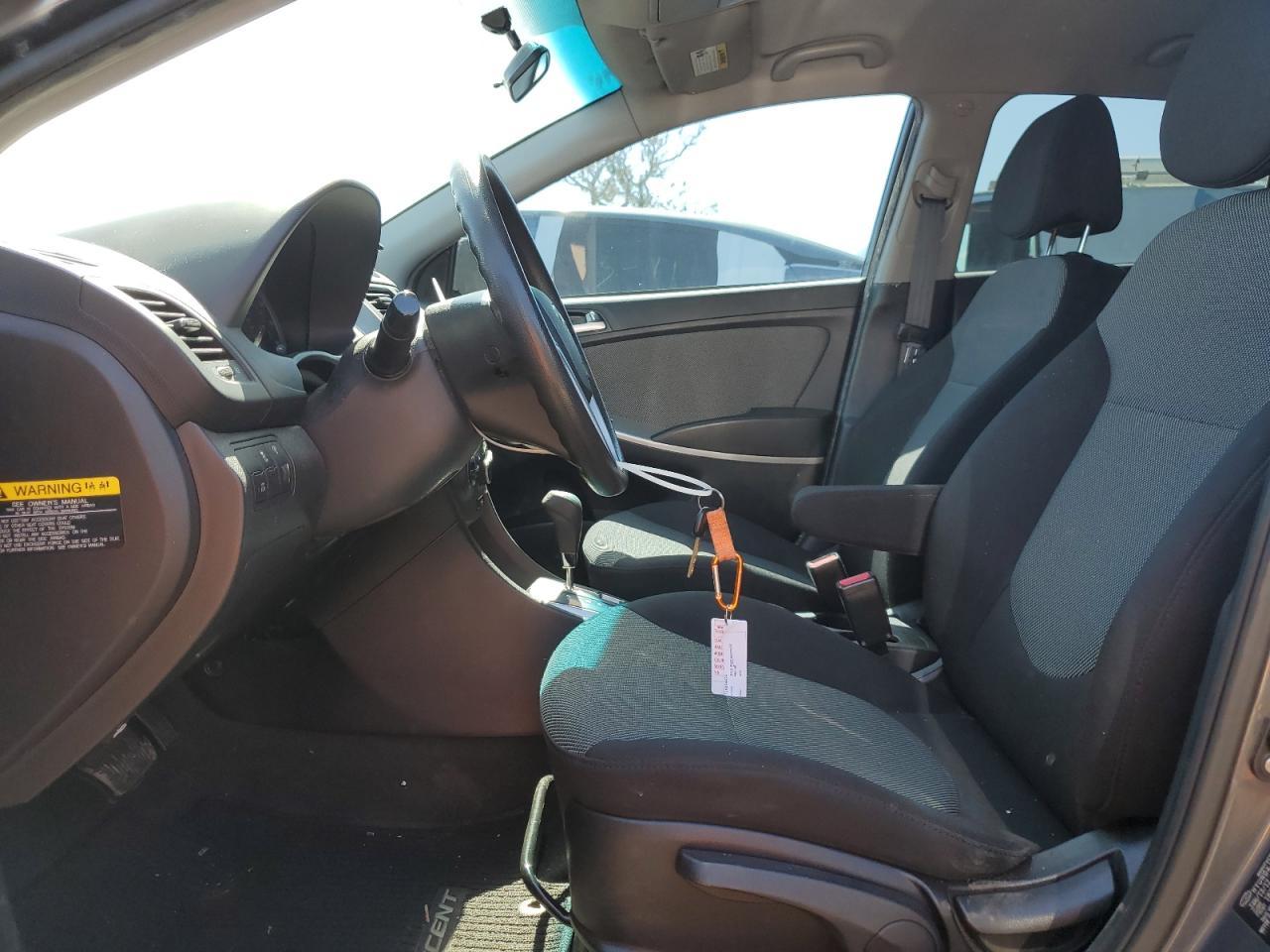 2012 HYUNDAI ACCENT GLS - Фото 7