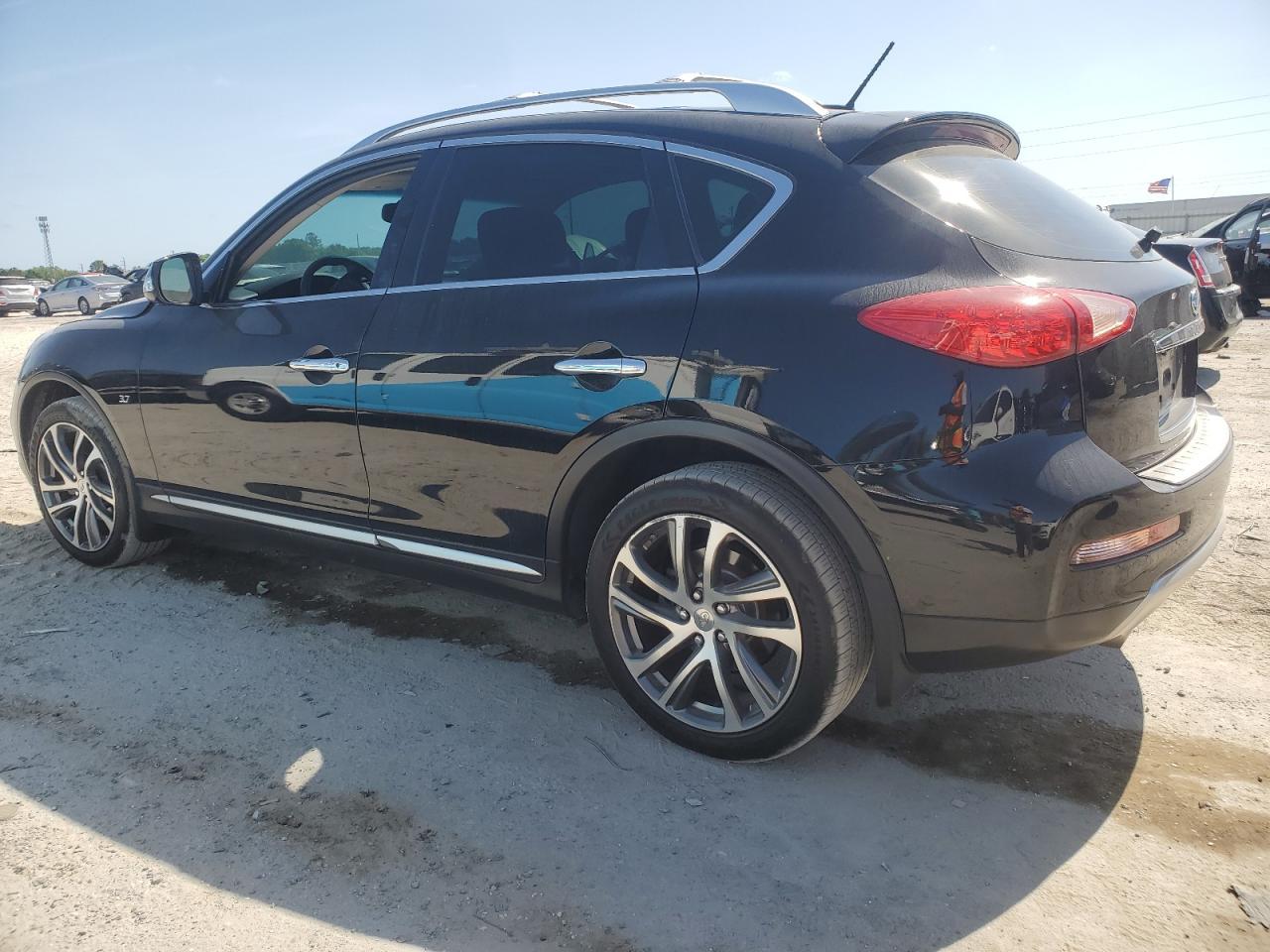 2016 INFINITI QX50 - Фото 2