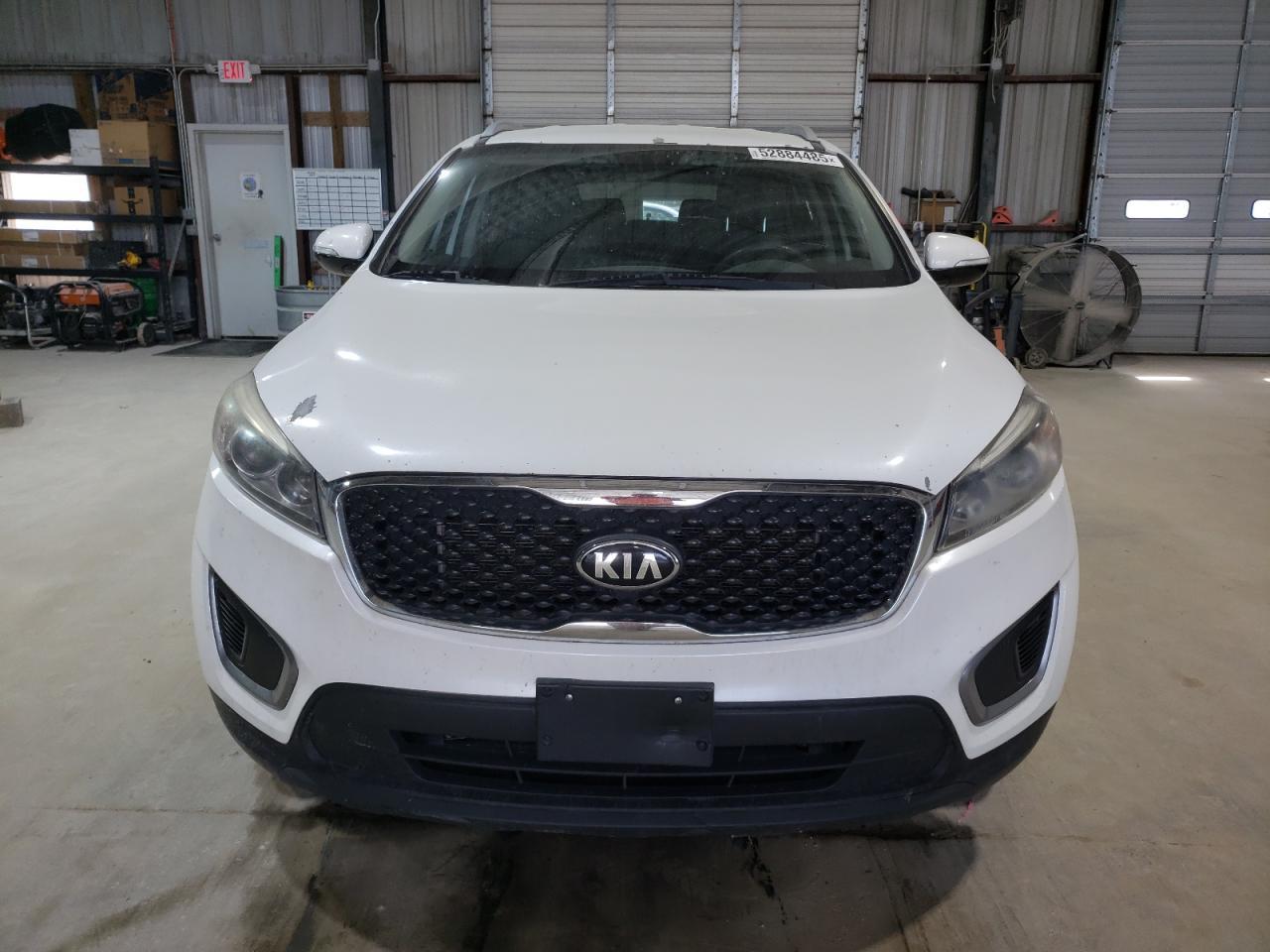 2016 KIA SORENTO LX - Image 5