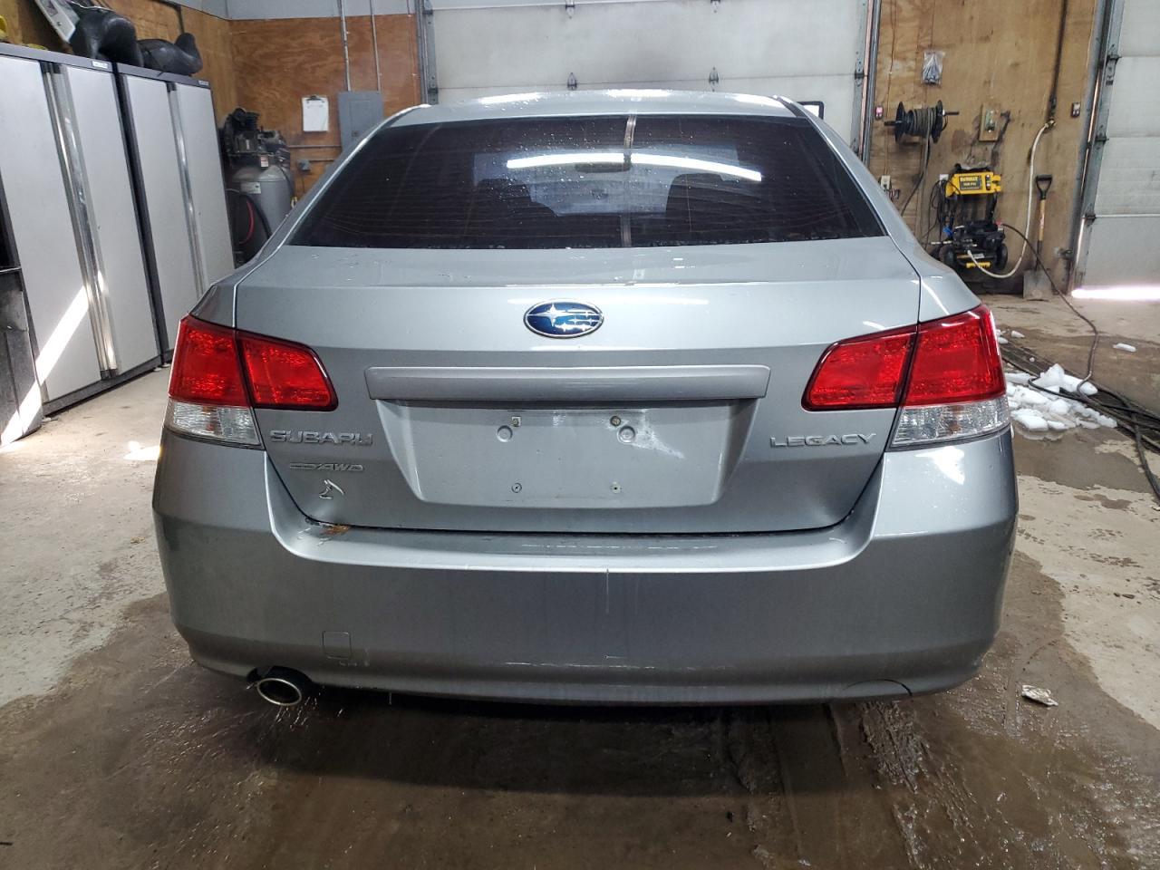 2011 SUBARU LEGACY 2.5 - Фото 6