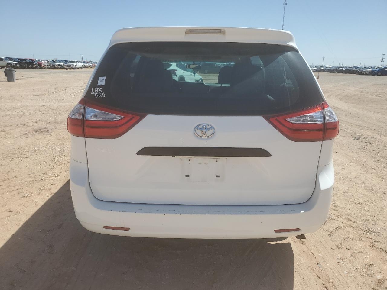 2015 TOYOTA SIENNA - Фото 6