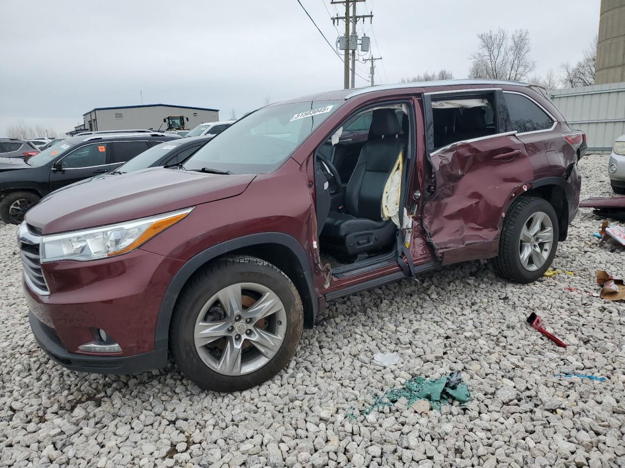 2015 TOYOTA HIGHLANDER