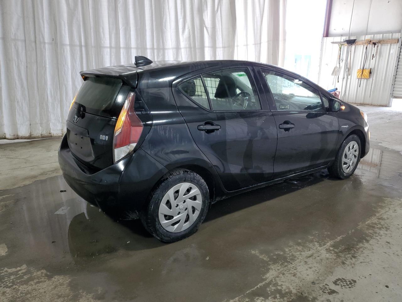 2016 TOYOTA PRIUS C - Фото 3