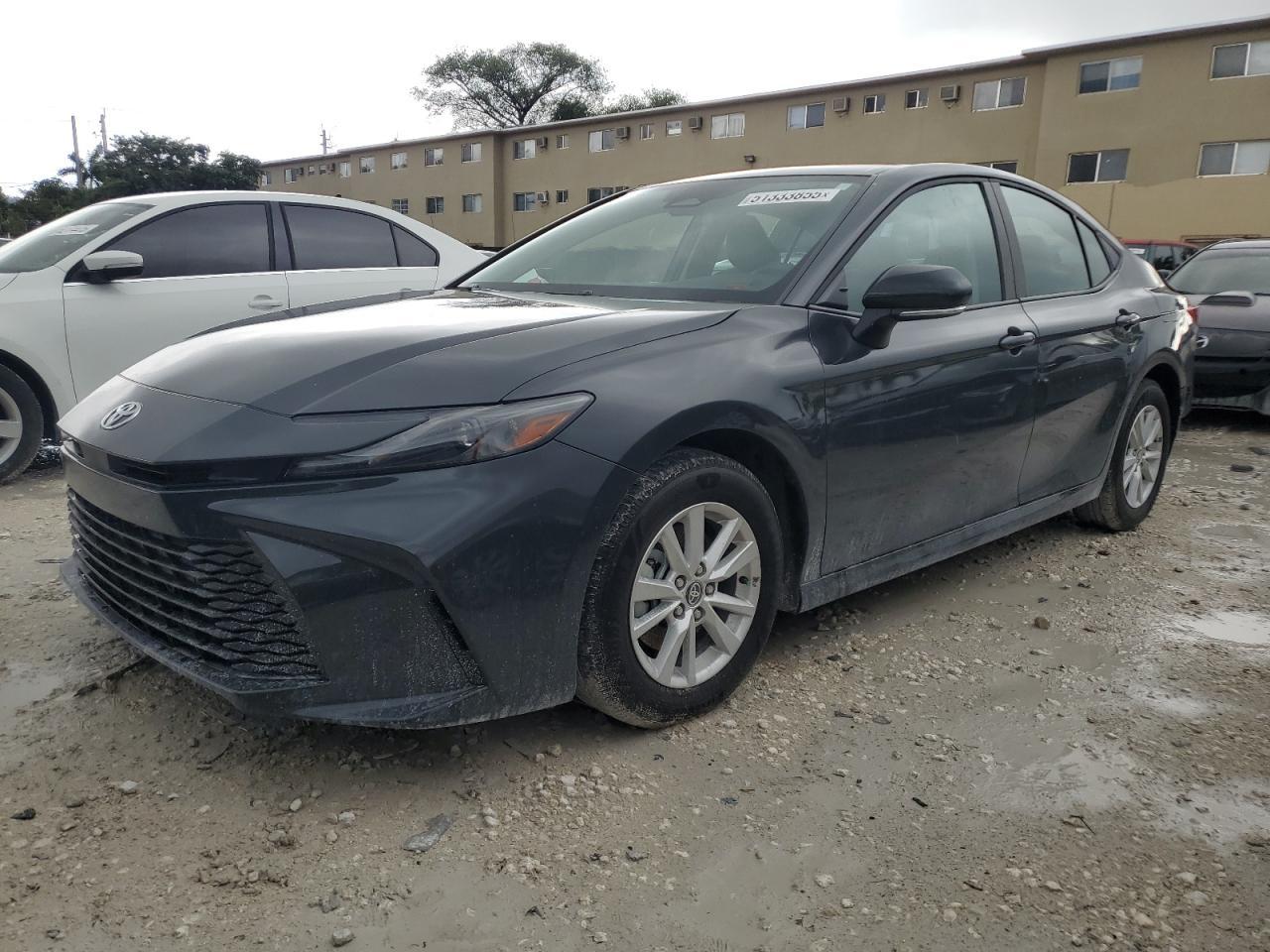 2025 TOYOTA CAMRY XSE