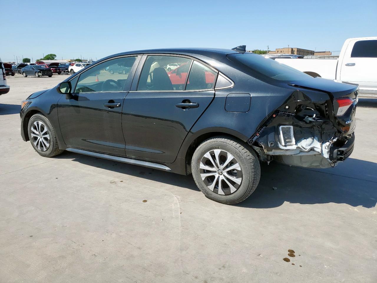 2022 TOYOTA COROLLA LE - Image 2