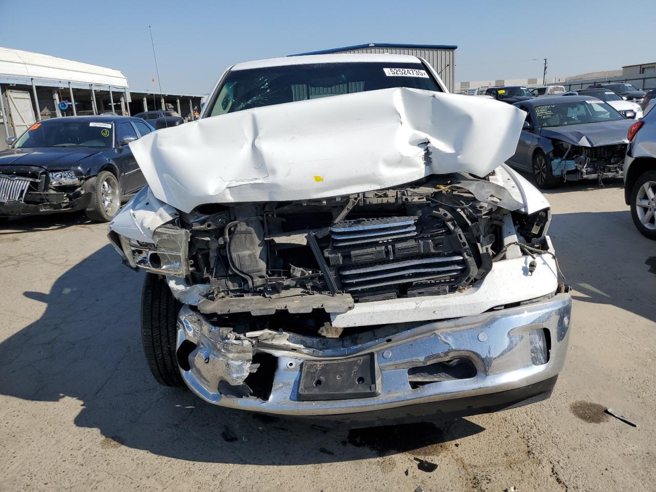 2017 RAM 1500 SLT - Image 5